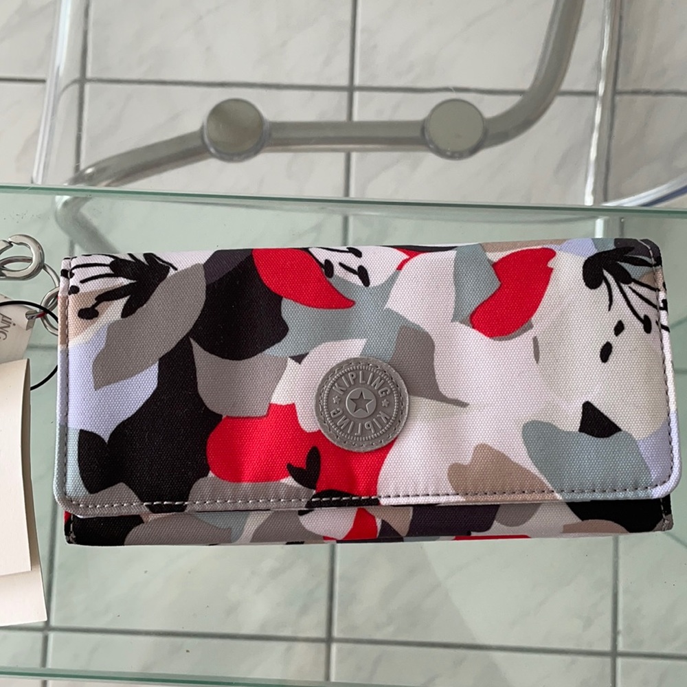 New Kipling wallet